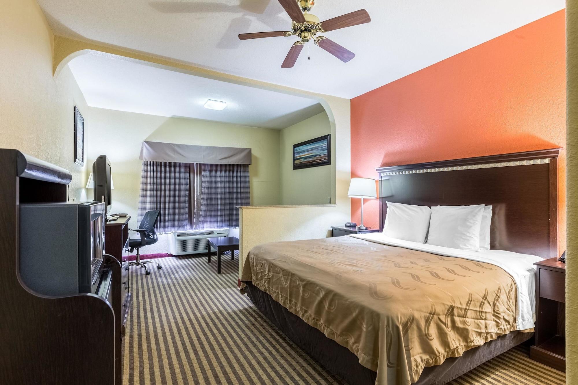 Quality Suites North Houston - Spring Экстерьер фото