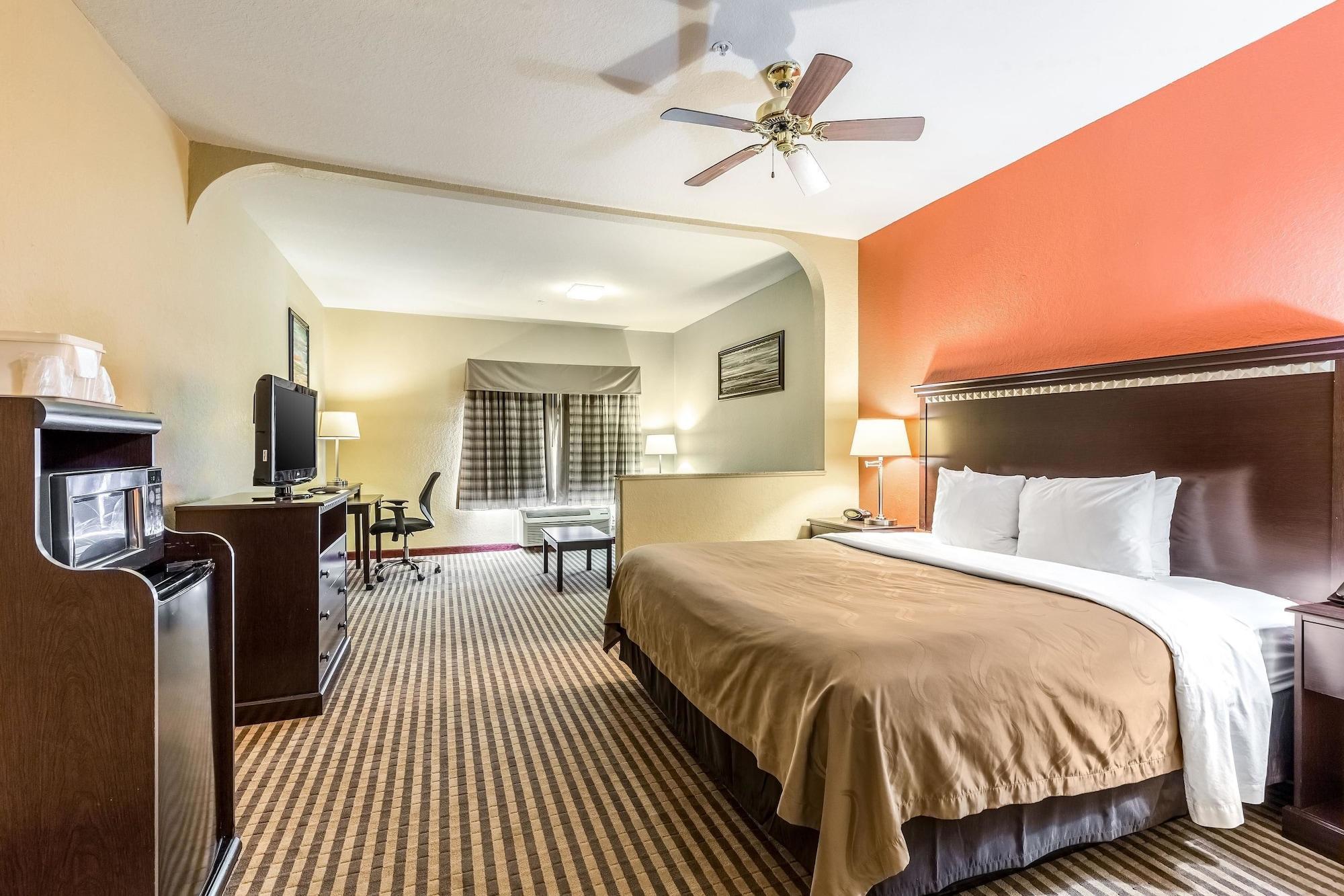 Quality Suites North Houston - Spring Экстерьер фото